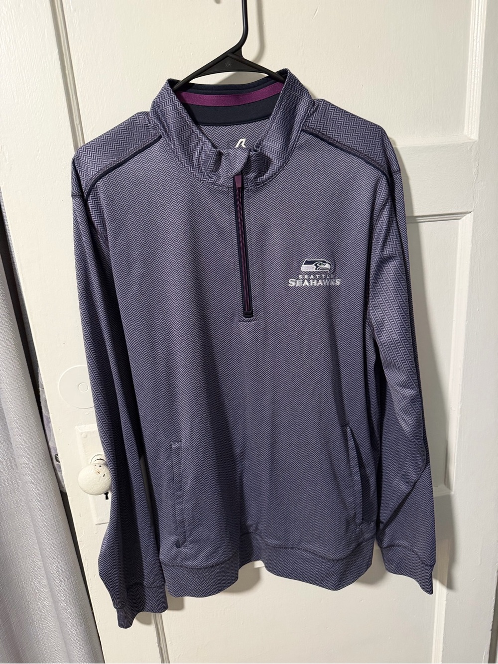 Men’s Cutter & Buck Seattle Seahawks NFL Purple 1/4 Zip Pullover Size Large